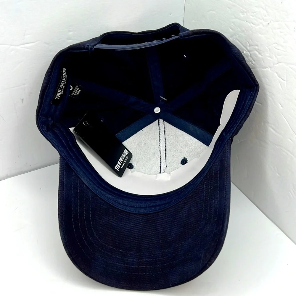 TRUE RELIGION UNISEX CAP/HAT, THE COLOR IS 